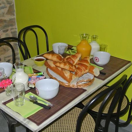 Yourtes Du Bocage Bazoges-en-Pareds Bagian luar foto