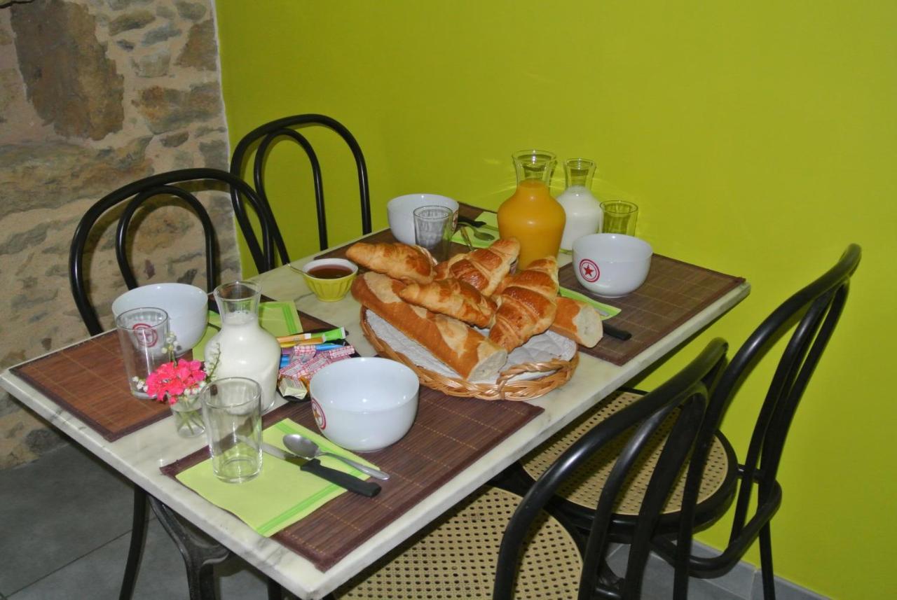 Yourtes Du Bocage Bazoges-en-Pareds Bagian luar foto